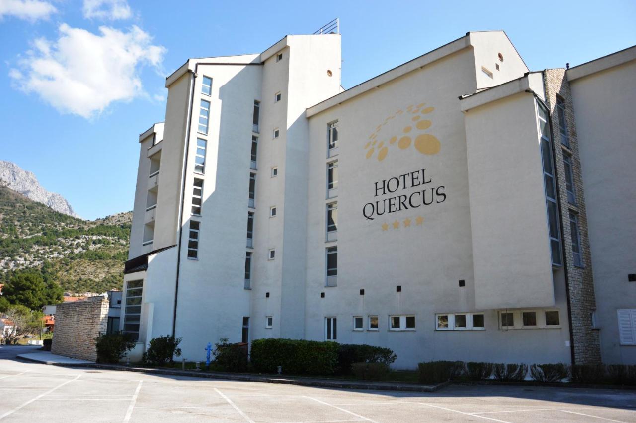 Hotel Quercus Дрвеник Экстерьер фото